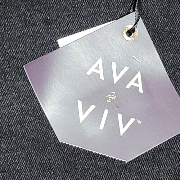 NWT AVA & VIV Solid All Black Bermuda Jean Denim Shorts Womens Plus Size 22 - Picture 2 of 8